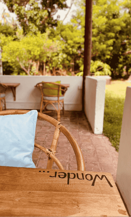 Outdoor workspace
