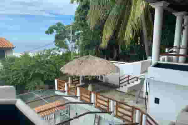 Coliving and Coworking by the Surf