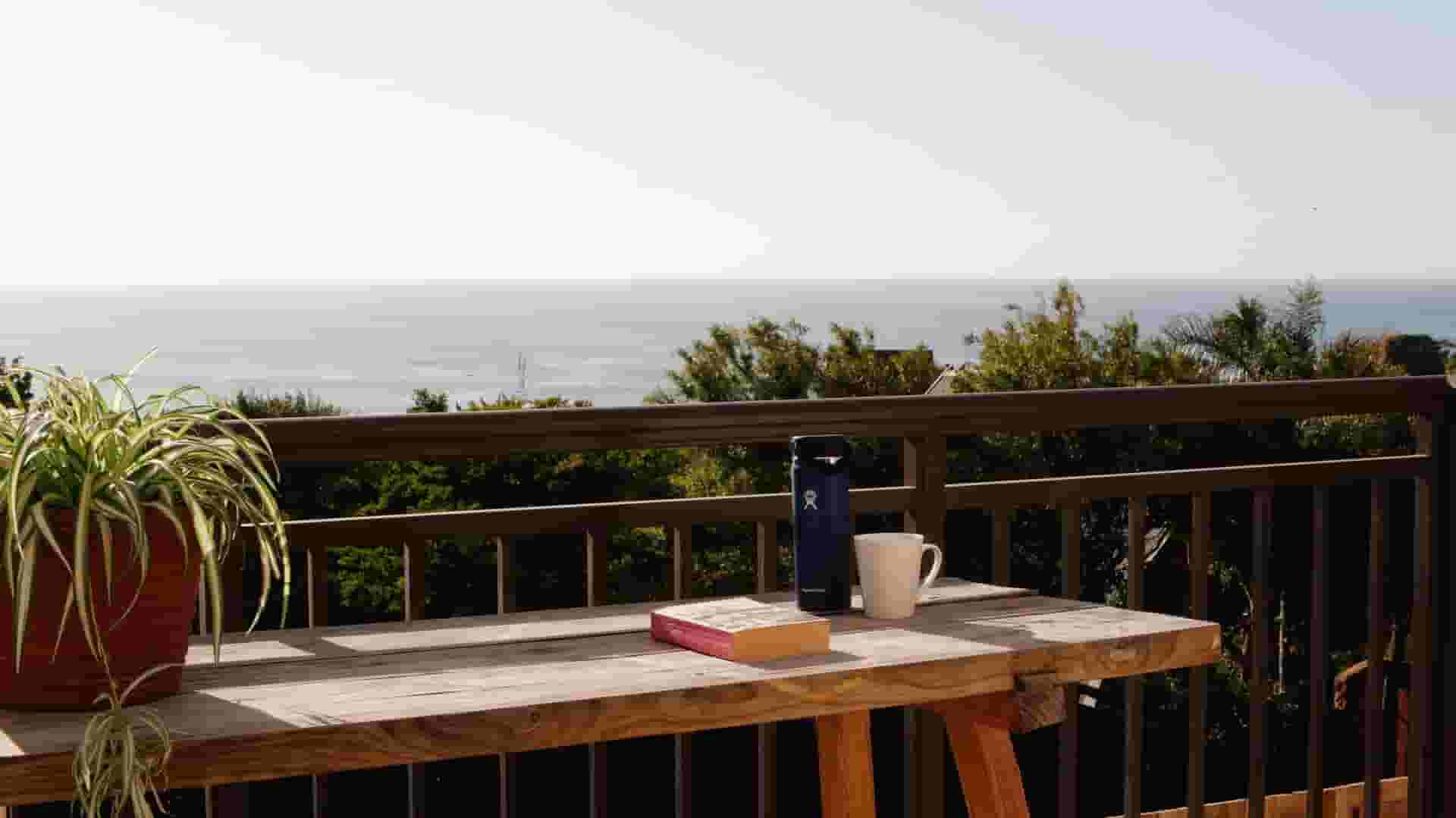 Coliving and Coworking by the Surf