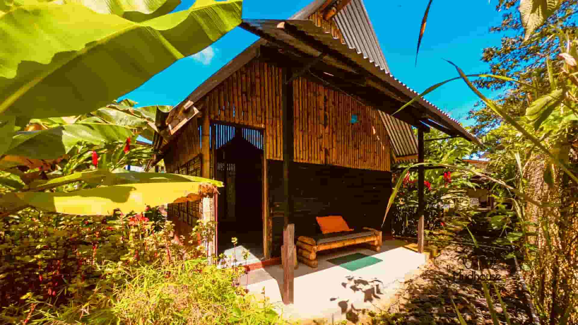 Coliving and Coworking by the Surf