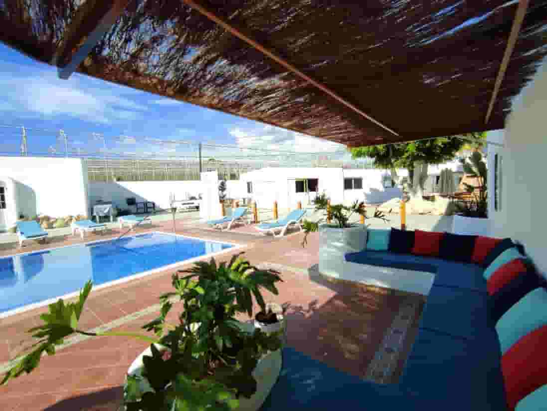 pool side