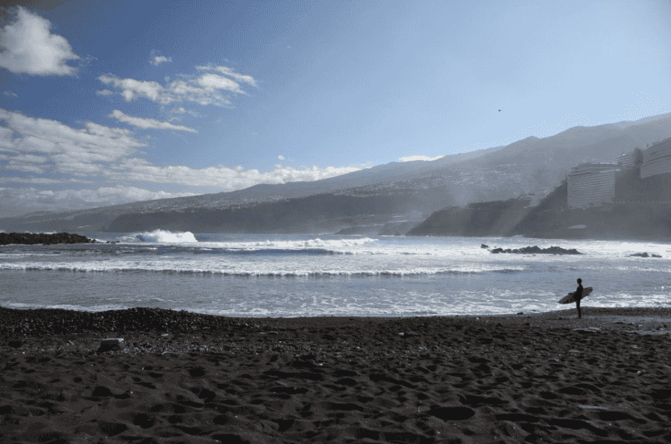 Coliving and Coworking by the Surf
