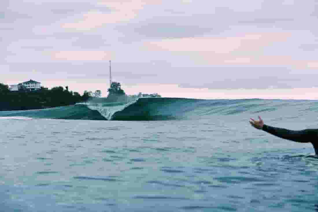 wave