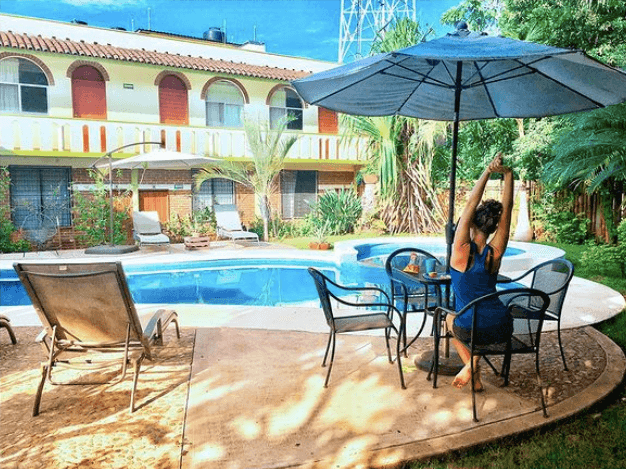 remote working by the pool