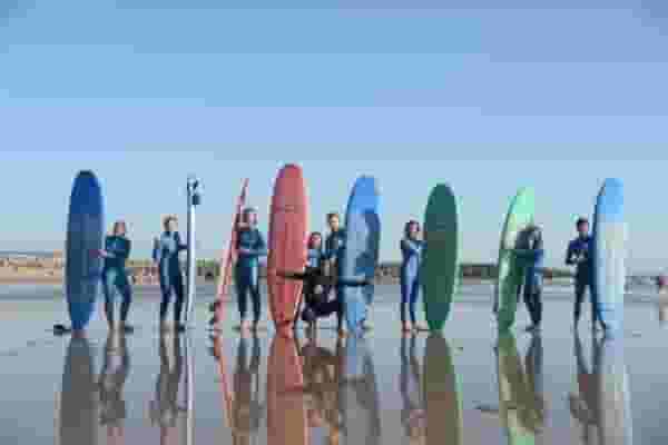 surfers