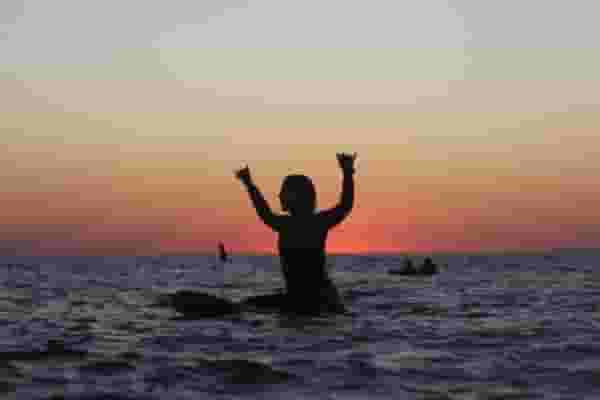 costa caparica sunset surf
