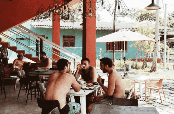nomads chilling in the caffee