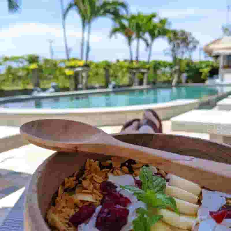 Coliving and Coworking by the Surf