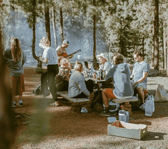 community park picknick