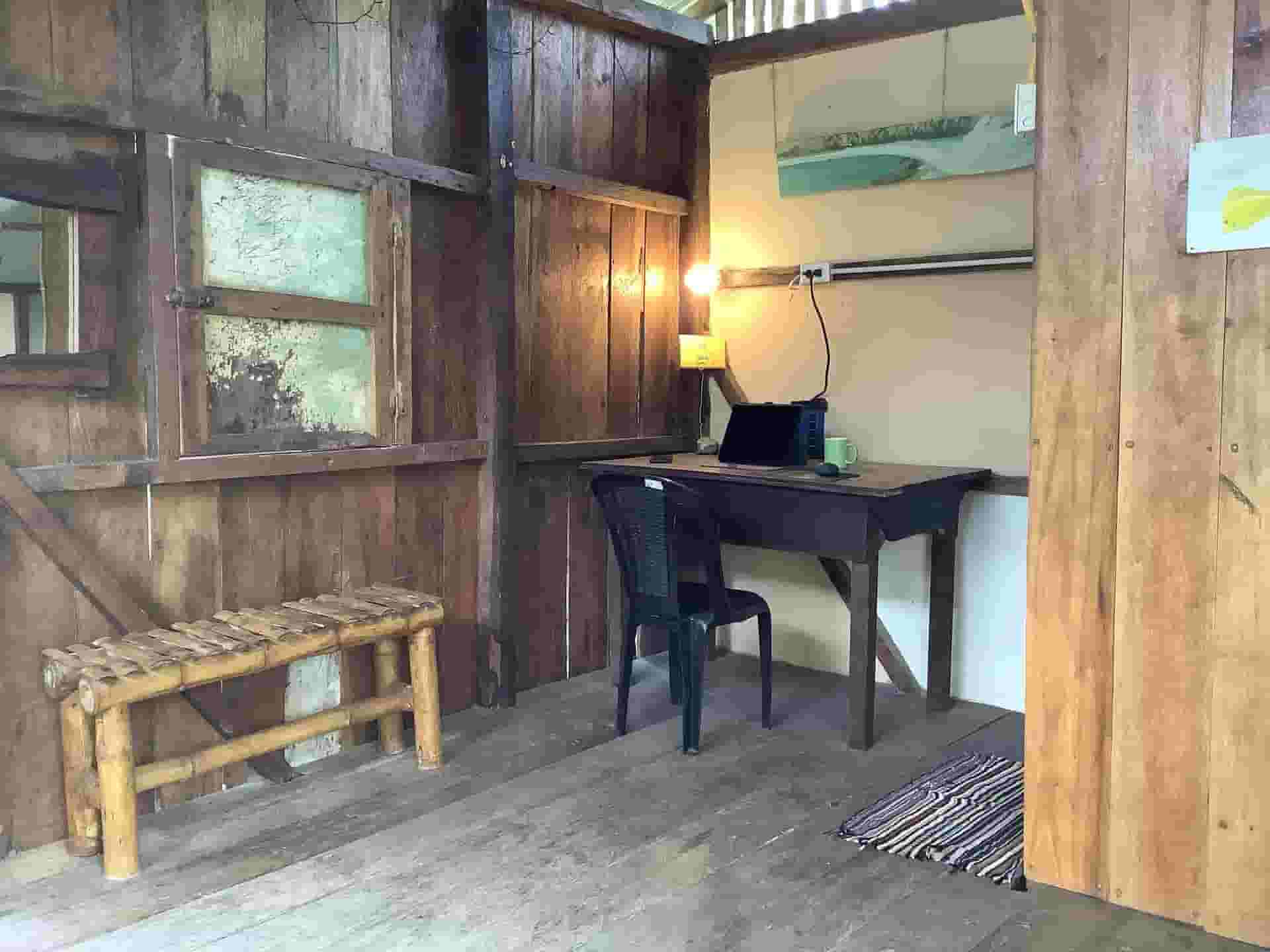 desk