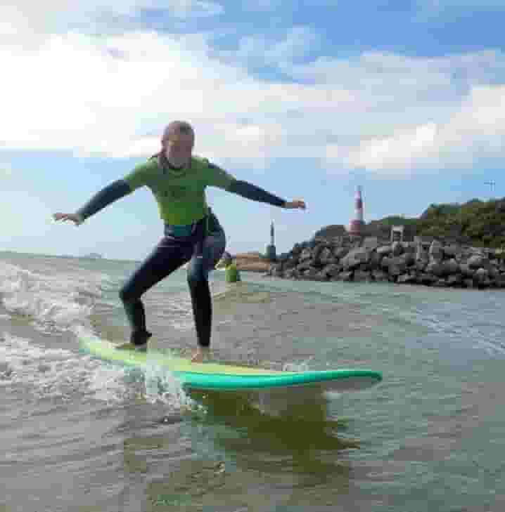 beginner surfer