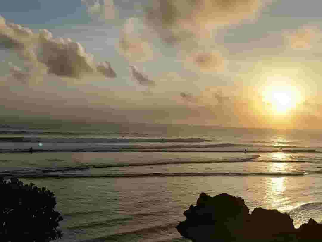 waves in Siargao