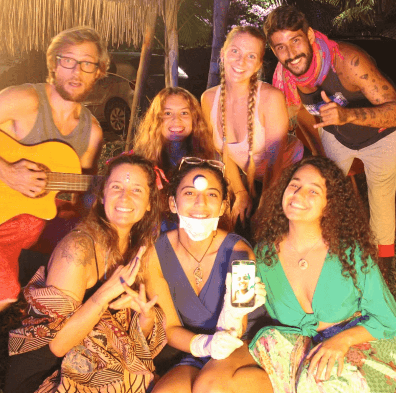 digital nomad party