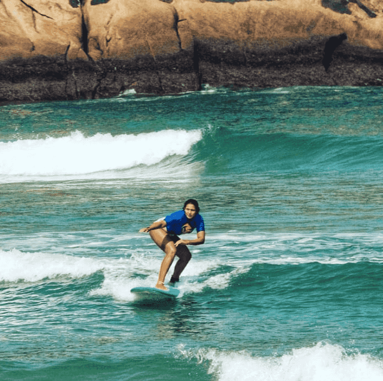 beginner surfer