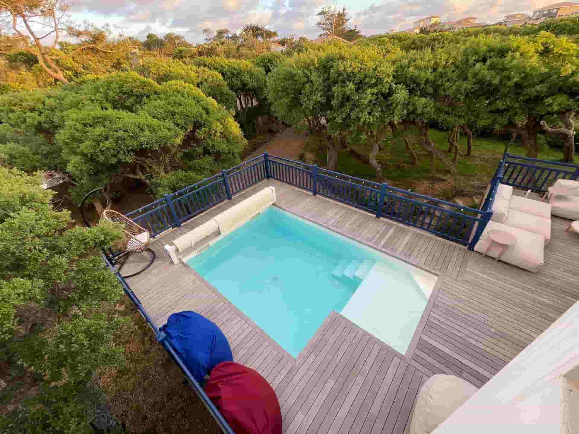 pool from above