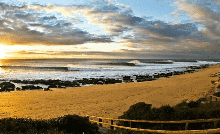 amazing wave view in Jeffreys Bay