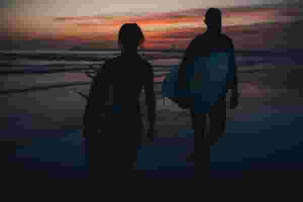 digital nomad surfers