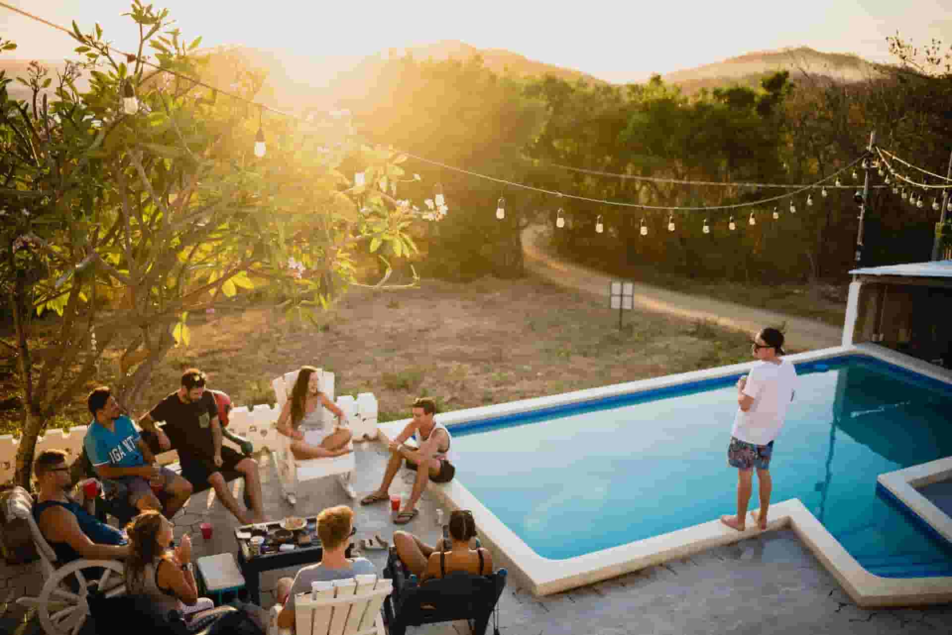 digtal nomads by pool
