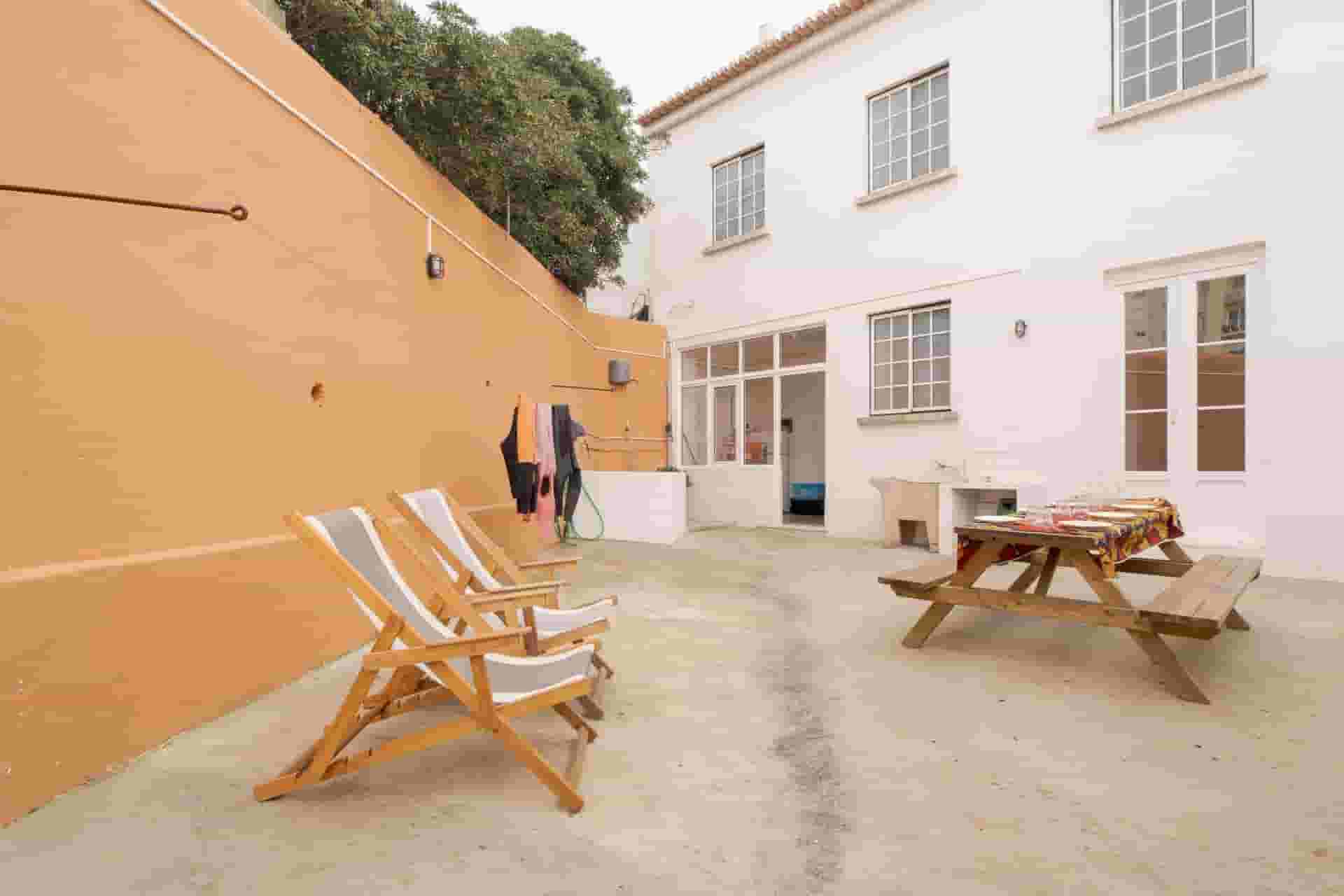 Coliving and Coworking by the Surf