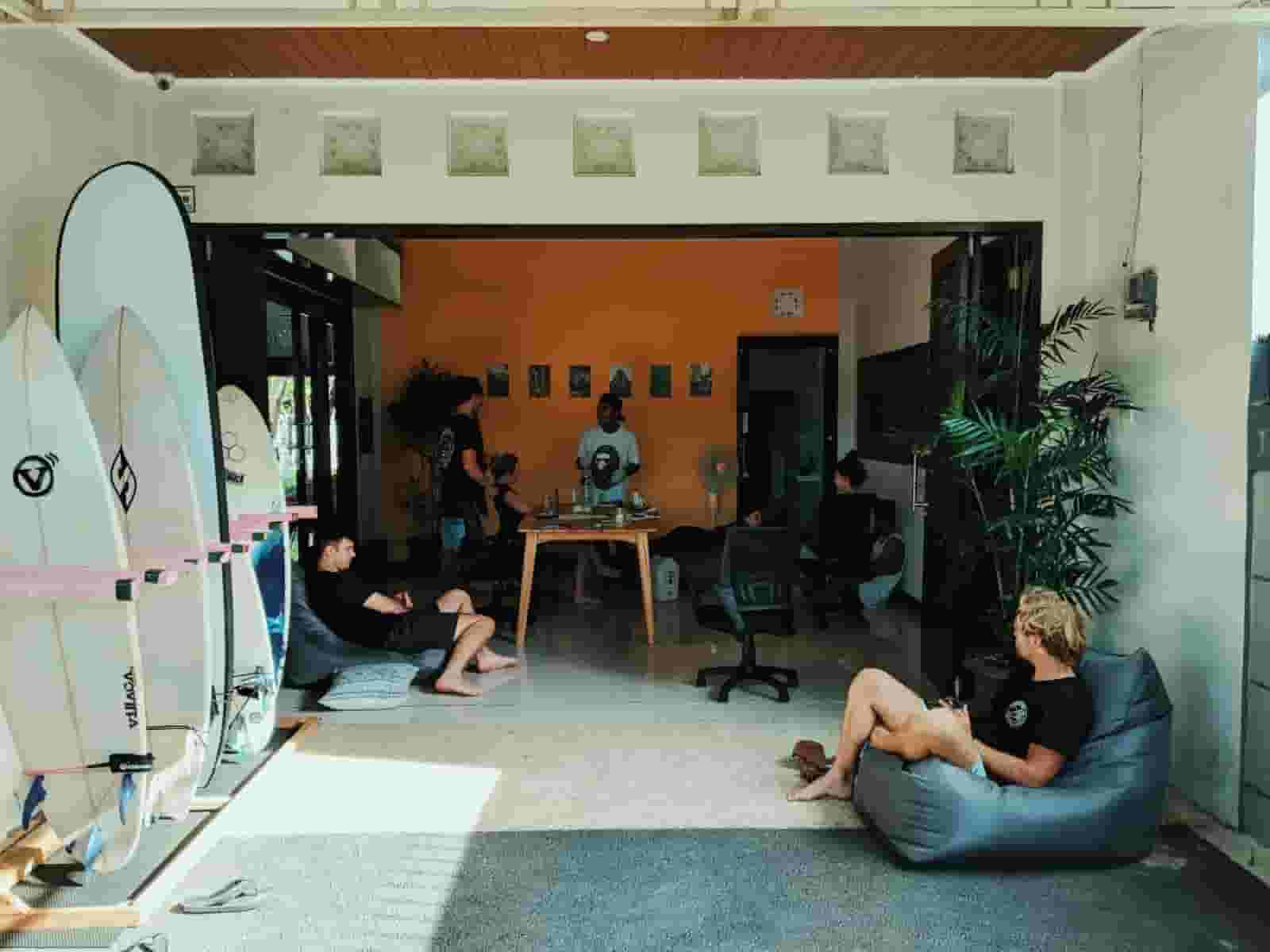 Coliving and Coworking by the Surf