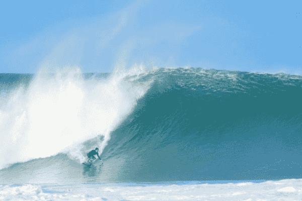 Big wave surfing playa Zicatela