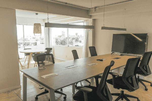 Coliving and Coworking by the Surf