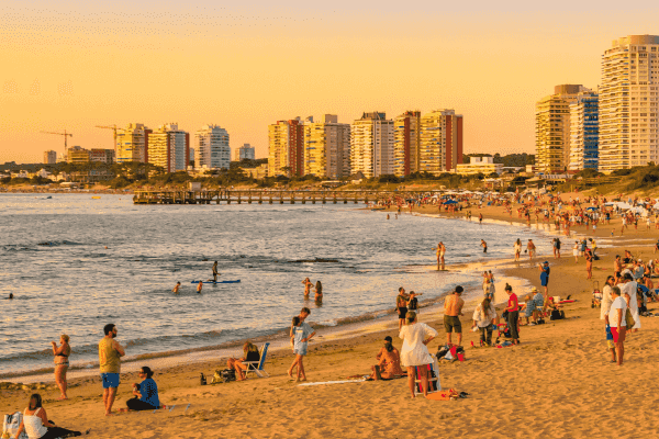 Coliving and Coworking by the Surf