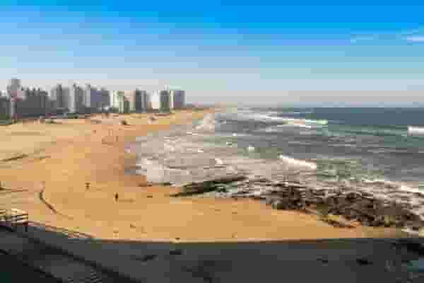 Coliving and Coworking by the Surf