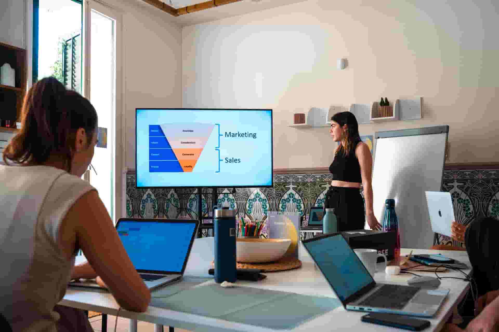 Coliving and Coworking by the Surf