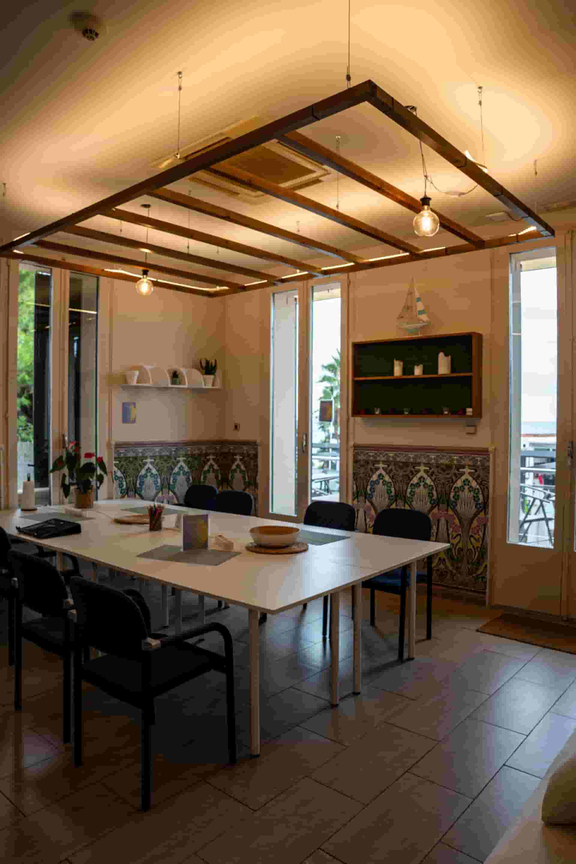 Coliving and Coworking by the Surf