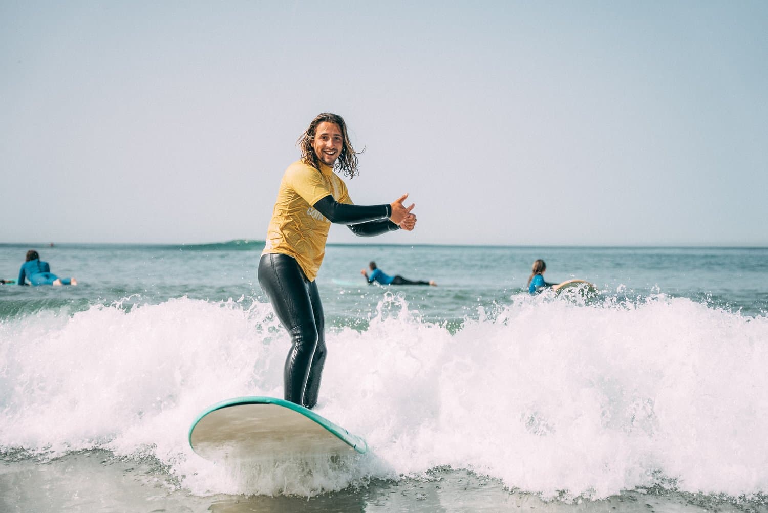 Guests surfing