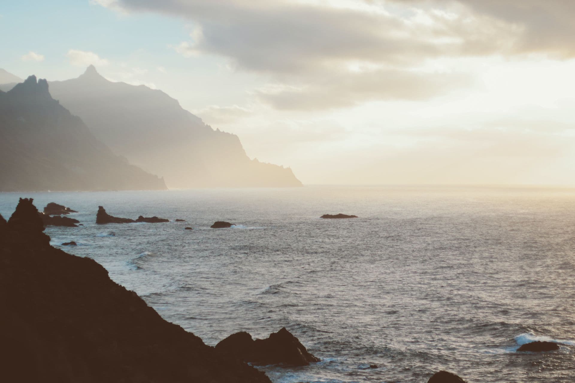 A Community Guesthouse in the heart of Los Realejos, Tenerife North at Tulia Community Guesthouse