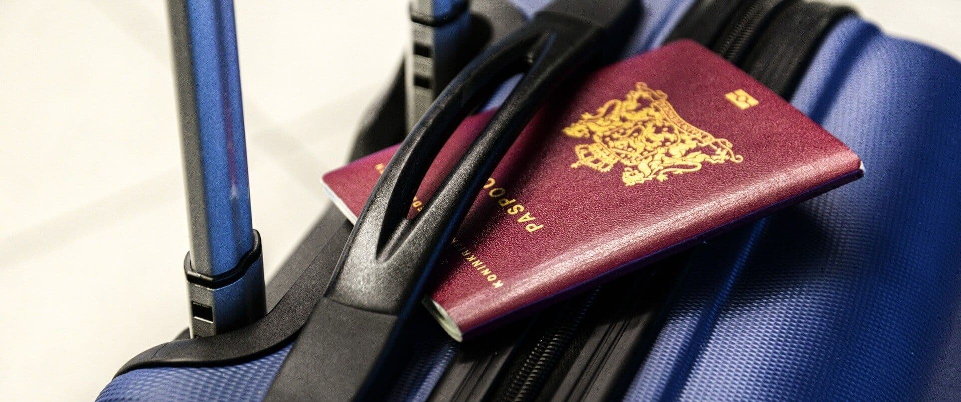 Packing Up and Moving Out: The Easiest Countries to Move to From USA - Cover