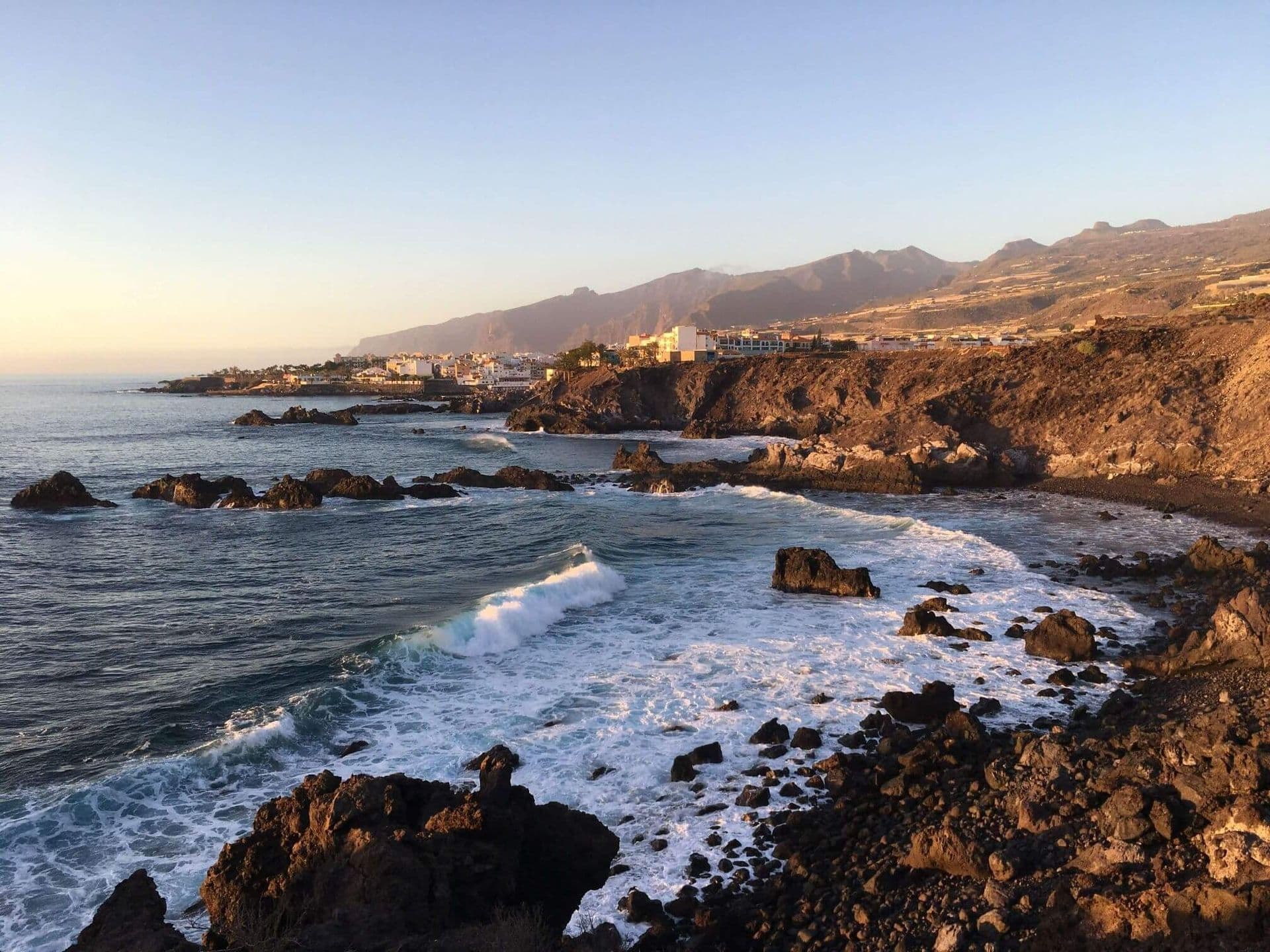 Coworking and Coliving in Tenerife, Canary Islands at North Coliving 'Hotel Rural' by Amarilla
