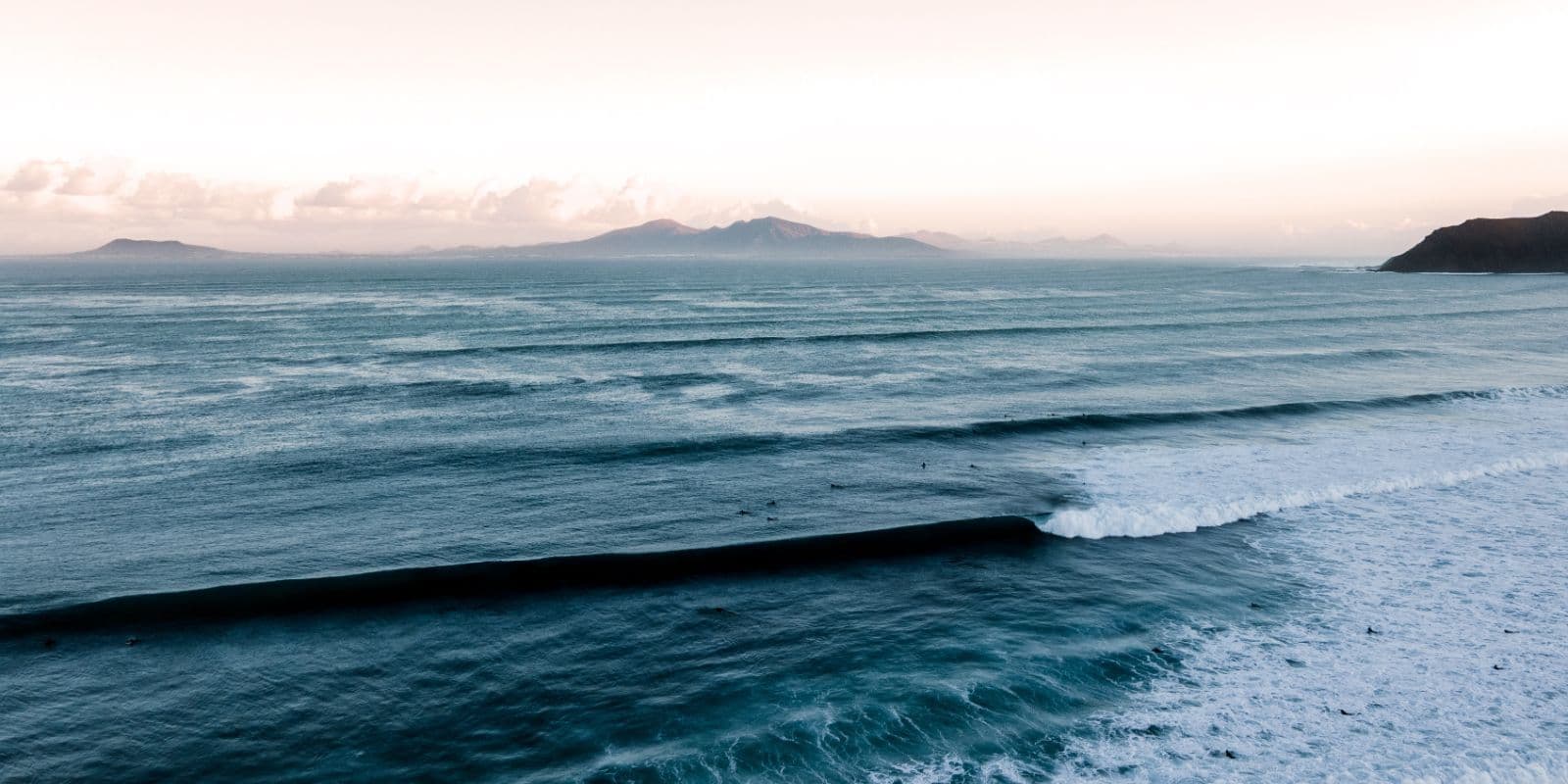 Join our first-ever Coworksurf City in Las Palmas - Gran Canaria, Sept 1 2023  at Coworksurf Community Trip