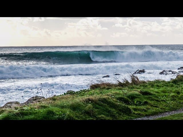 video play button image