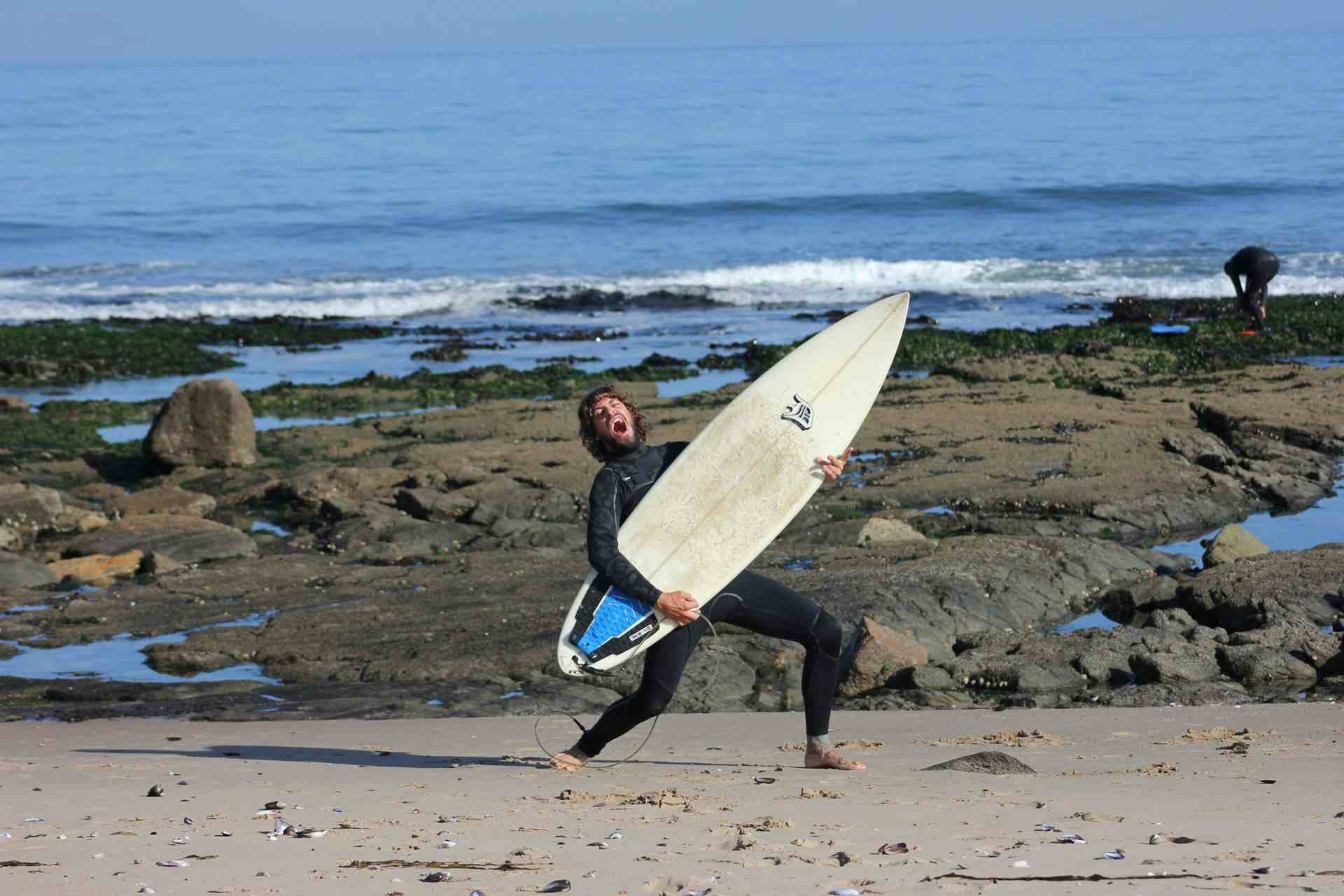 digital nomad surfer