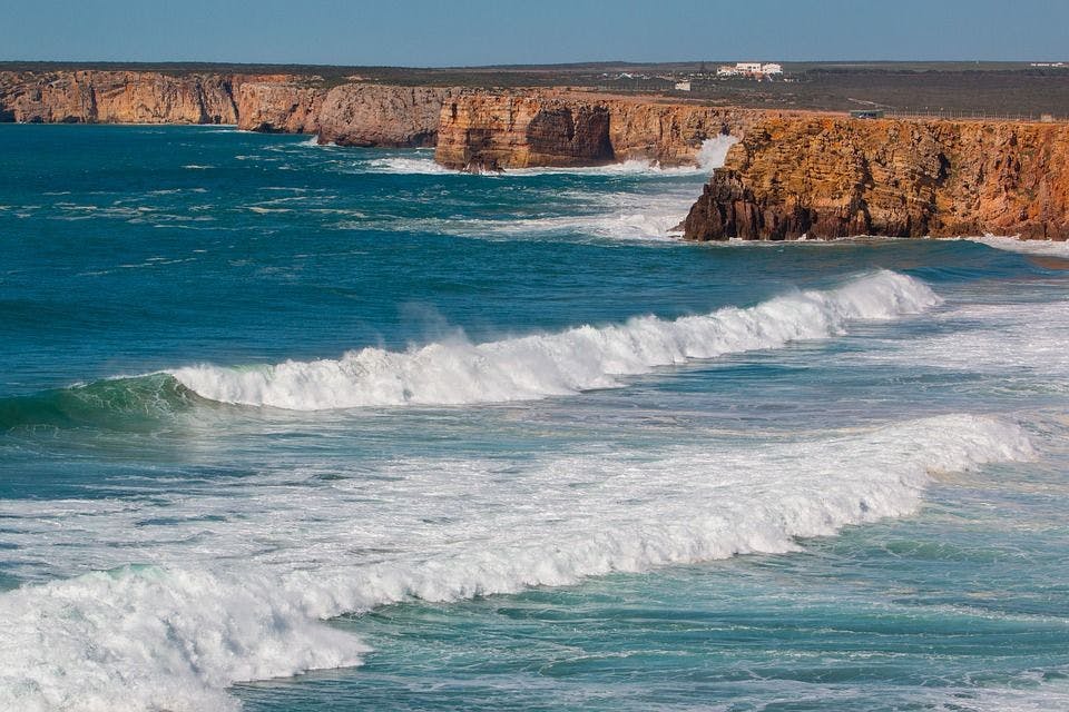 Coworking, Coliving and Surfing in Sagres (Portugal)