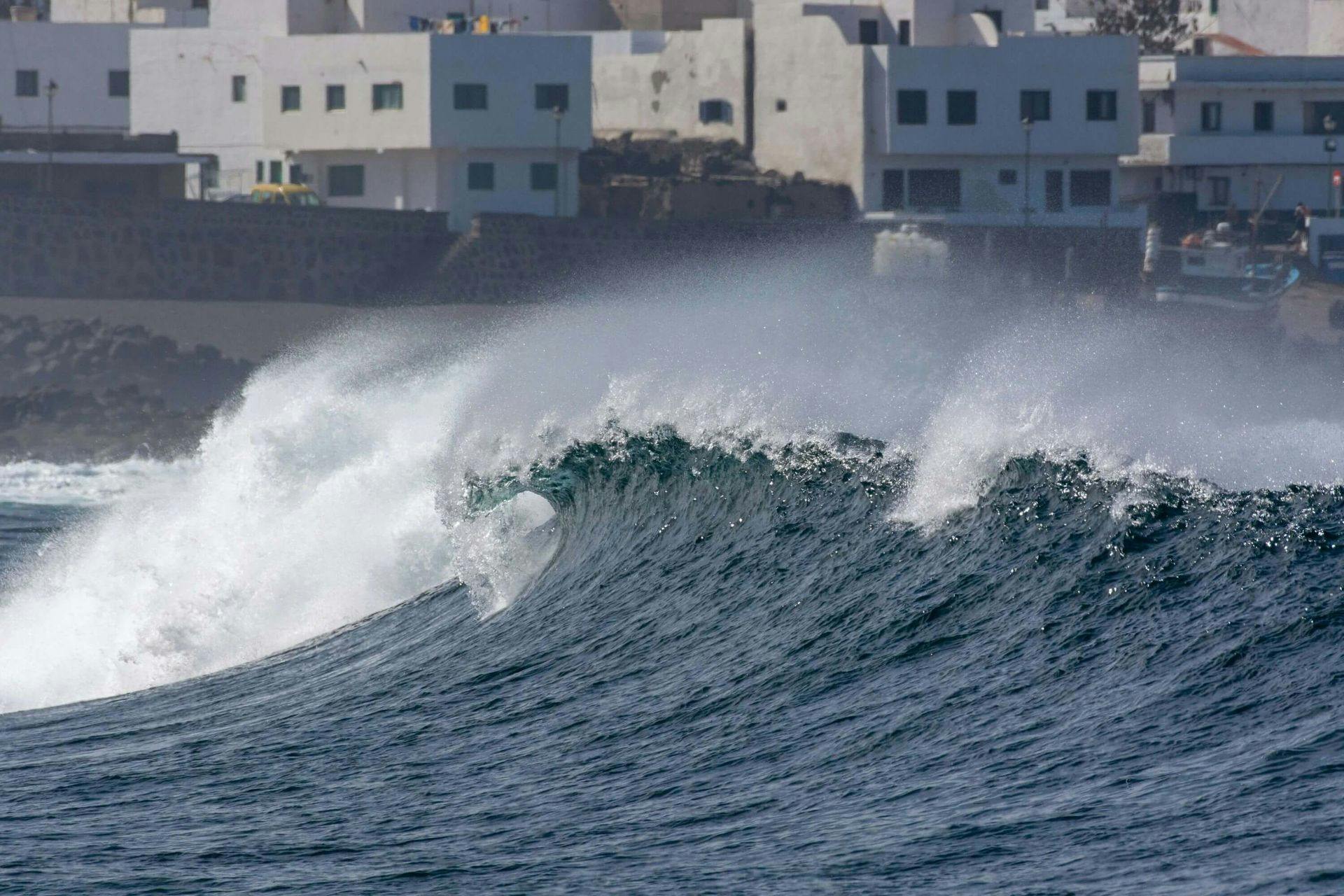 Coworking, Coliving and Surfing in Lanzarote (Spain)