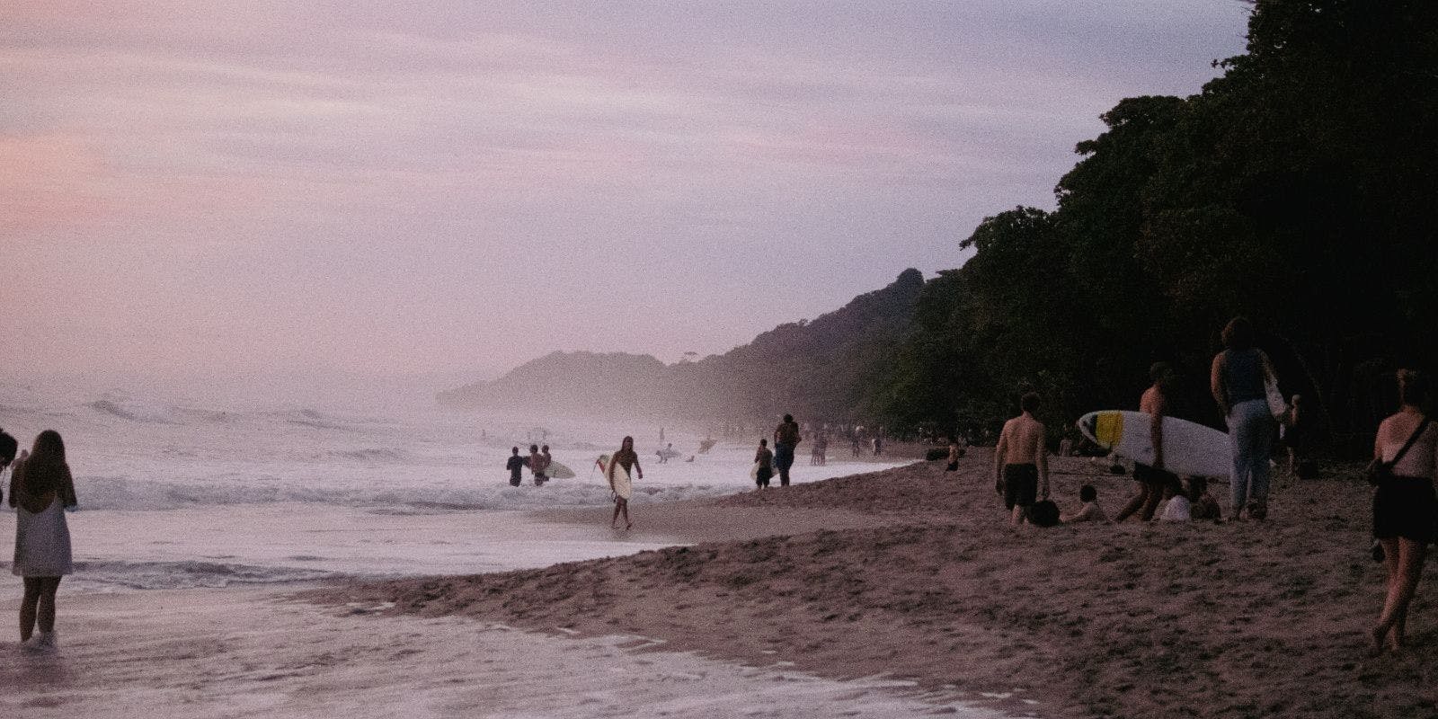 Playa Hermosa (Costa Rica) - Card Background Image