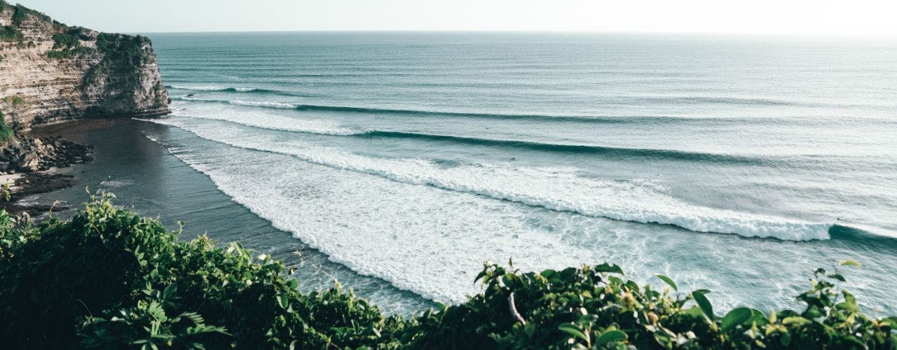 Coworking, Coliving and Surfing in Uluwatu (Bali)